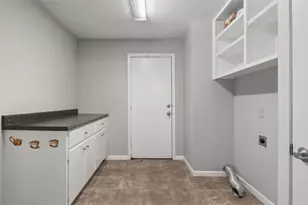 2200 W Rosedale St S, Fort Worth, TX 76110 - Photo 20