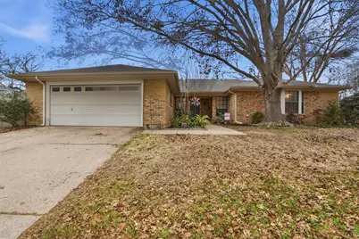 5105 Wind Rock Court, Arlington, TX 76017 - Photo 1