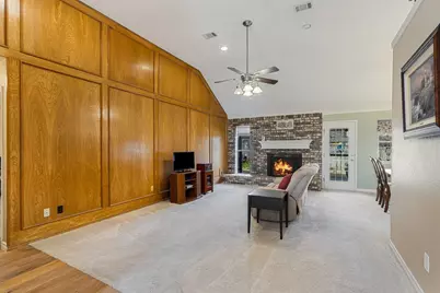 2708 Whitby Lane, Grapevine, TX 76051 - Photo 4