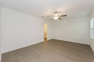 2741 Center Creek, Benbrook, TX 76108 - Photo 14