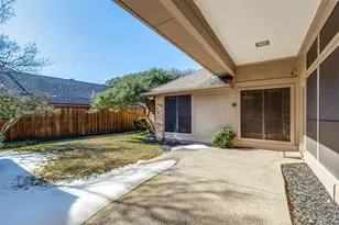 15607 Trails End Dr, Dallas, TX 75248 - Photo 24