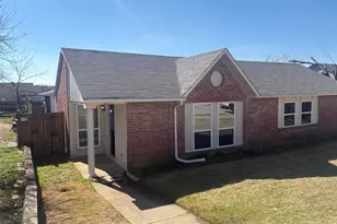 6019 Dooley Dr, Lewisville, TX 75056 - Photo 1