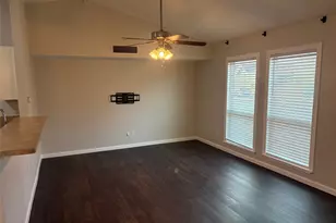 6019 Dooley Dr, Lewisville, TX 75056 - Photo 2