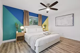 8083 Meadow Rd, Dallas, TX 75231 - Photo 18