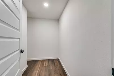 5513 Fursman Avenue, Westworth Village, TX 76114 - Photo 12