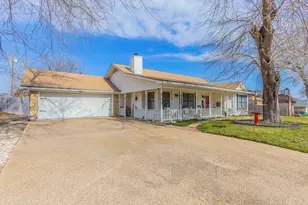 202 E San Benito Dr, Robinson, TX 76706 - Photo 22