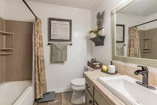 202 E San Benito Dr, Robinson, TX 76706 - Photo 18