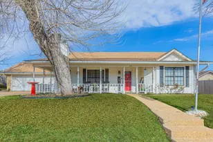 202 E San Benito Dr, Robinson, TX 76706 - Photo 2