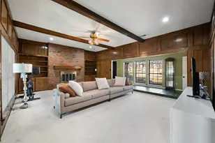 2109 Clearbrook Ct, Arlington, TX 76013 - Photo 4