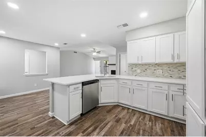 705 Timberoaks Drive, Azle, TX 76020 - Photo 4