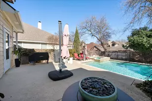 6341 Weaver Dr, Arlington, TX 76001 - Photo 36