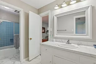 3800 Hollow Creek Rd, Benbrook, TX 76116 - Photo 22