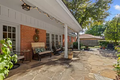 3800 Hollow Creek Road, Benbrook, TX 76116 - Photo 24