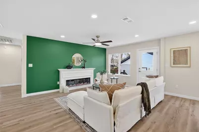 7003 Lindsley Avenue, Dallas, TX 75223 - Photo 10