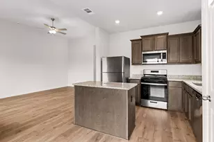 206 Julian Davis Dr, Venus, TX 76084 - Photo 4