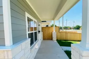 716 S Main St, McGregor, TX 76657 - Photo 12