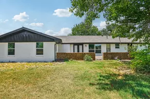 1222 Golden Hoof Dr, Krum, TX 76249 - Photo 26