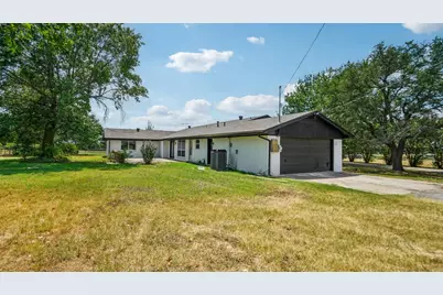 1222 Golden Hoof Drive, Krum, TX 76249 - Photo 28