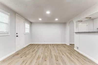 826 Wildgrove Drive, Garland, TX 75041 - Photo 6