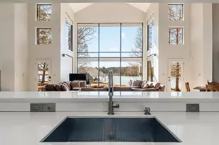 375 Eagle Point Dr W, Mount Vernon, TX 75457 - Photo 14