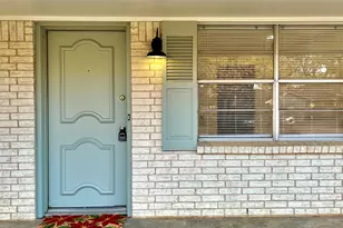 3418 Woodthrush Ln, Denton, TX 76209 - Photo 2