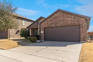 2304 Laurel Forest Dr, Fort Worth, TX 76177 - Photo 2