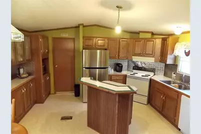 3510 Gerry, Granbury, TX 76049 - Photo 16