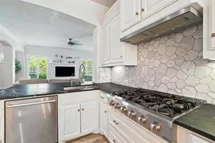 1628 Camino Lago, Irving, TX 75039 - Photo 16