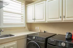 1628 Camino Lago, Irving, TX 75039 - Photo 34