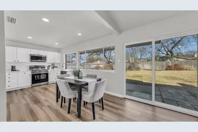 211 Pebblebrook Street, Arlington, TX 76014 - Photo 10