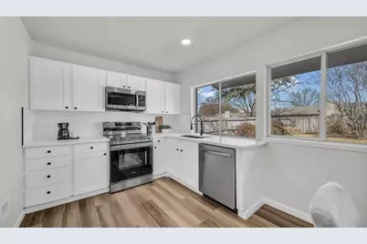 211 Pebblebrook Street, Arlington, TX 76014 - Photo 12