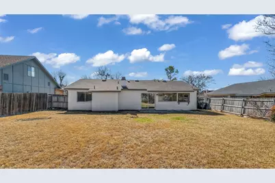 211 Pebblebrook Street, Arlington, TX 76014 - Photo 26