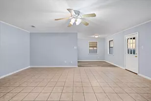 208 Gladstone Ave, Corsicana, TX 75110 - Photo 12