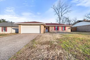 208 Gladstone Ave, Corsicana, TX 75110 - Photo 2