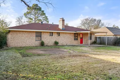 208 Gladstone Avenue, Corsicana, TX 75110 - Photo 6