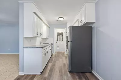 208 Gladstone Avenue, Corsicana, TX 75110 - Photo 20