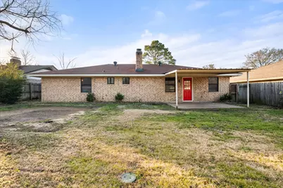 208 Gladstone Avenue, Corsicana, TX 75110 - Photo 8