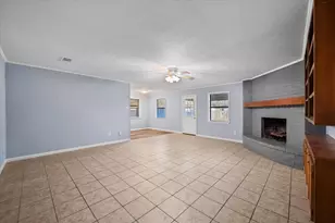 208 Gladstone Ave, Corsicana, TX 75110 - Photo 6