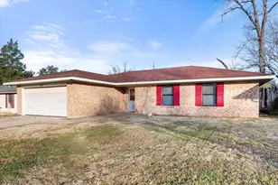 208 Gladstone Ave, Corsicana, TX 75110 - Photo 4