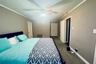 7928 Royal Ln, Dallas, TX 75230 - Photo 4