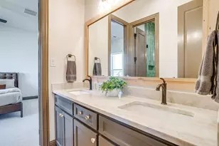 553 Royal Santana Run, Weatherford, TX 76087 - Photo 30