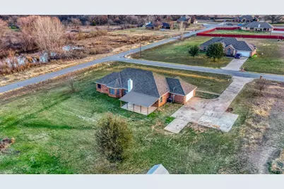 100 Falcons Eye Court, Weatherford, TX 76087 - Photo 36