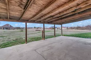 100 Falcons Eye Ct, Weatherford, TX 76087 - Photo 30