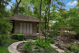 2005 Indian Creek Dr, Westover Hills, TX 76107 - Photo 8