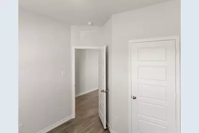 1104 Runway Road, Fort Worth, TX 76131 - Photo 4