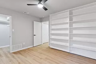 3303 Water Oak Ct, Farmers Branch, TX 75234 - Photo 16