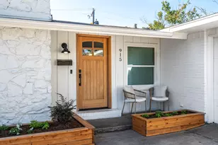 915 Waterview Cir, Richardson, TX 75080 - Photo 2