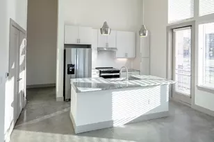 601 N Oak St, Roanoke, TX 76262 - Photo 2