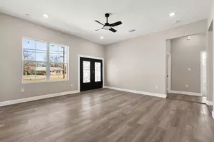 3918 Miller Ave, Fort Worth, TX 76119 - Photo 4