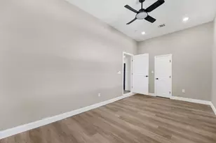 3918 Miller Ave, Fort Worth, TX 76119 - Photo 20